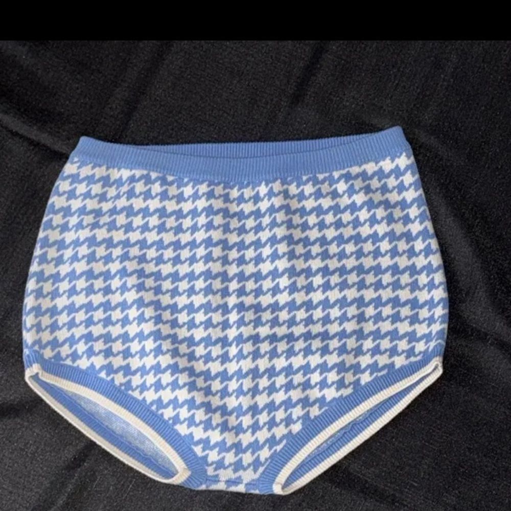 NWOT Free People | Intimately | Falling For You Shorties Size Large - Picture 3 of 5